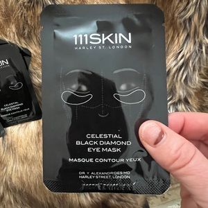 111Skin CELESTIAL BLACK DIAMOND EYE MASK